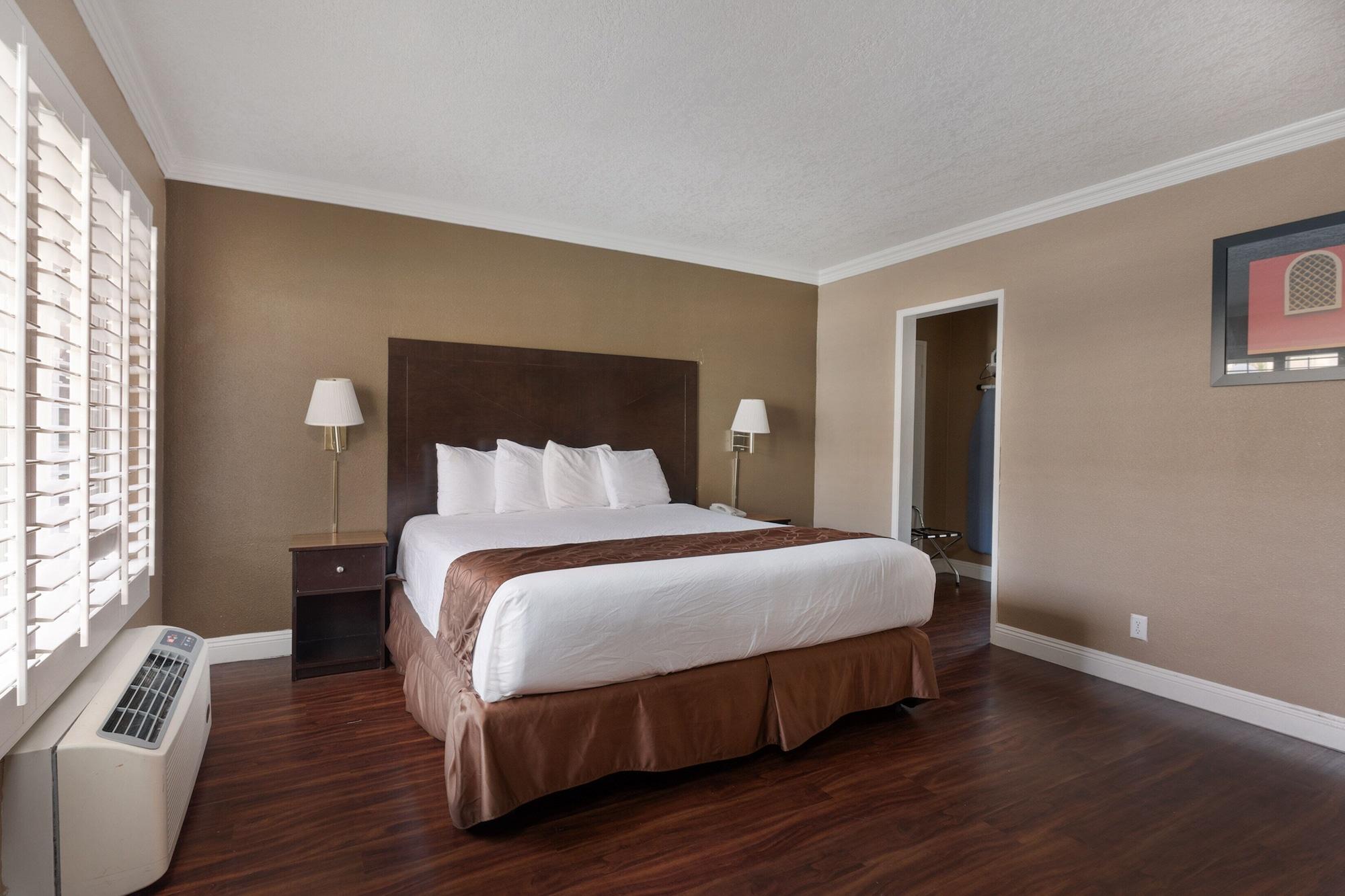 Americas Value & 2* Anaheim