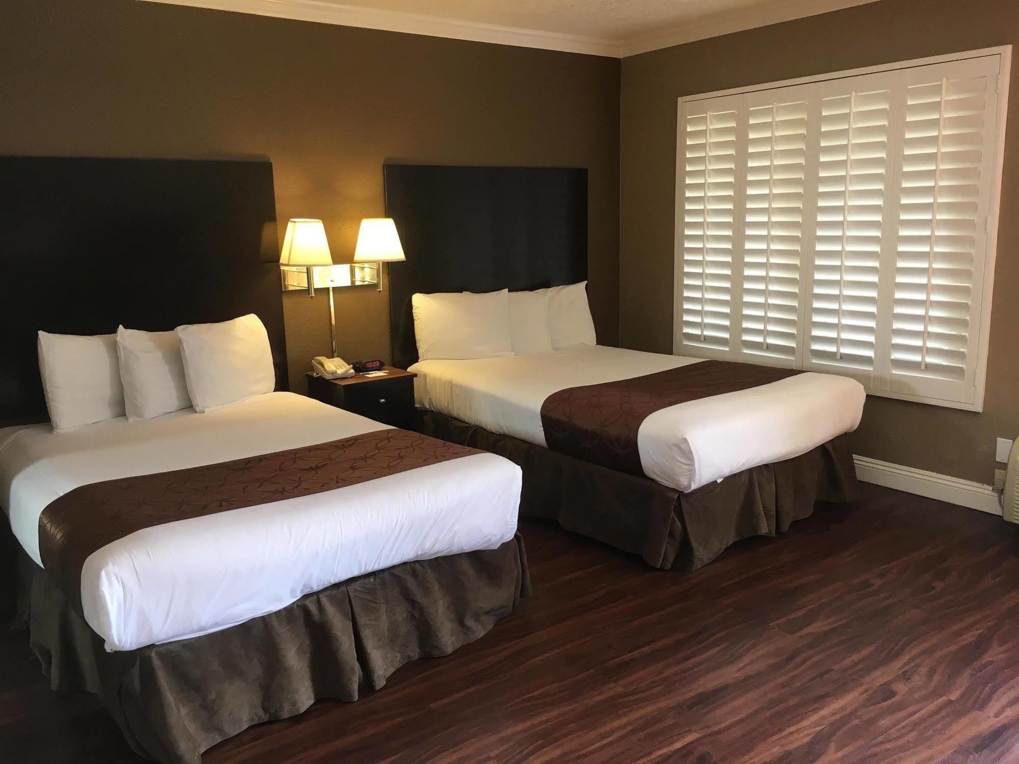 Americas Value & 2* Anaheim